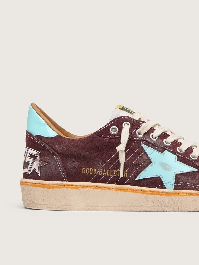 Zapatillas Ball Star para hombre en ante rojo oscuro con estrella y lengüeta del talón en azul claro