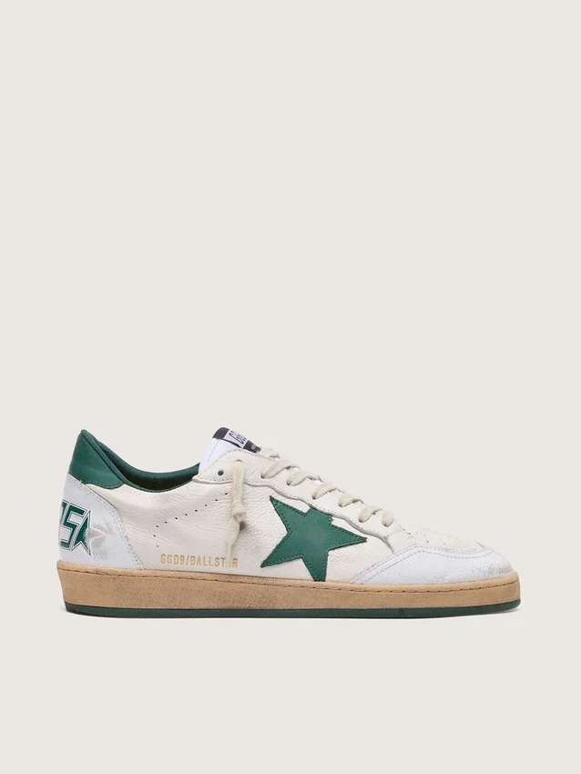 Zapatillas Ball Star para hombre en napa blanca con estrella y lengüeta en el talón de piel verde