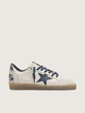 Zapatillas Ball Star para hombre en piel blanca con estrella de piel azul oscuro y lengüeta del talón de piel laminada plateada