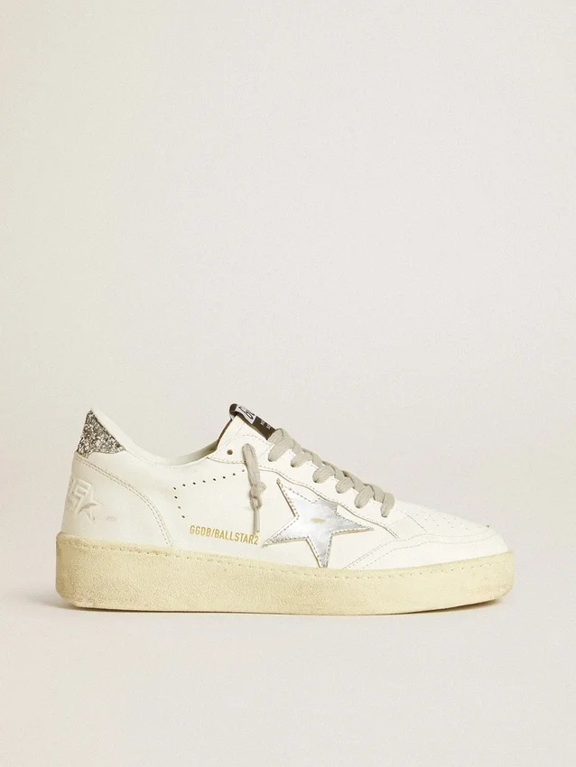 Zapatillas Ball Star para mujer con estrella de piel plateada y lengüeta del talón con purpurina plateada
