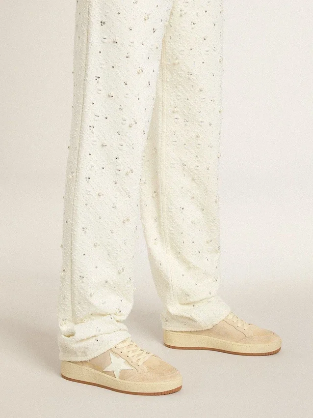 Zapatillas Ball Star para mujer en ante beige con estrella y lengüeta del talón de piel blanca
