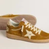 Zapatillas Ball Star para mujer en ante con estrella de piel beige y lengüeta del talón de piel de potro