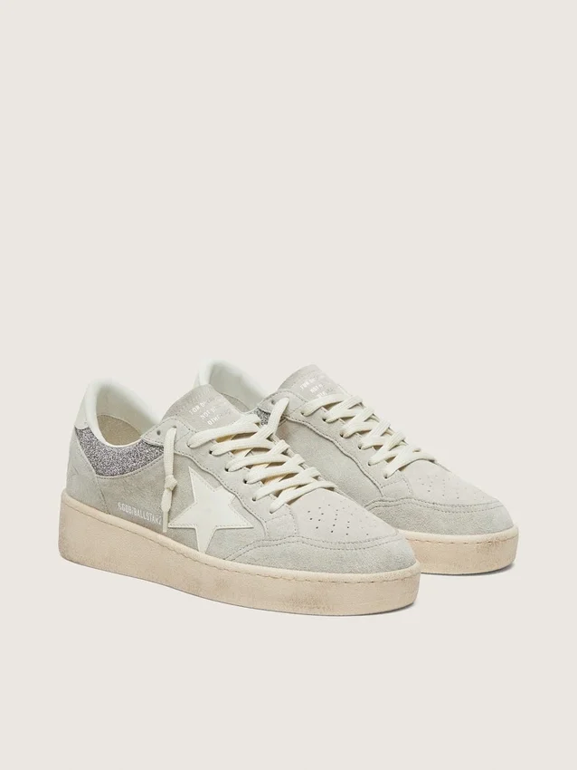 Zapatillas Ball Star para mujer en ante gris claro con inserciones de estrella y purpurina