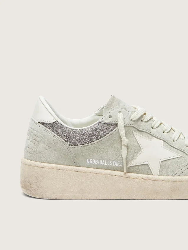 Zapatillas Ball Star para mujer en ante gris claro con inserciones de estrella y purpurina