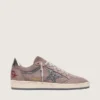 Zapatillas Ball Star para mujer en ante lavanda con estrella plateada brillante y lengüeta del talón de piel laminada