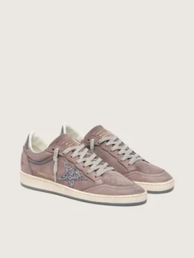 Zapatillas Ball Star para mujer en ante lavanda con estrella plateada brillante y lengüeta del talón de piel laminada