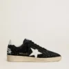 Zapatillas Ball Star para mujer en ante negro con tachuelas y estrella de piel blanca