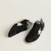Zapatillas Ball Star para mujer en ante negro con tachuelas y estrella de piel blanca
