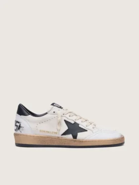 Zapatillas Ball Star para mujer en napa con estrella negra y lengüeta negra en el talón