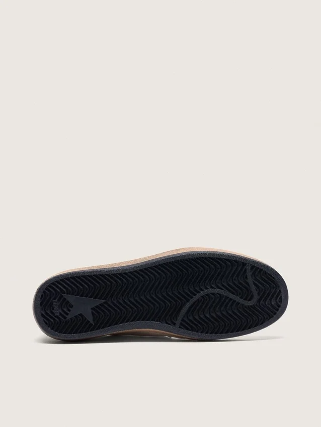 Zapatillas Ball Star para mujer en napa con estrella negra y lengüeta negra en el talón
