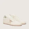 Zapatillas Ball Star para mujer en piel blanca con estrella de cristal y lengüeta metálica en el talón