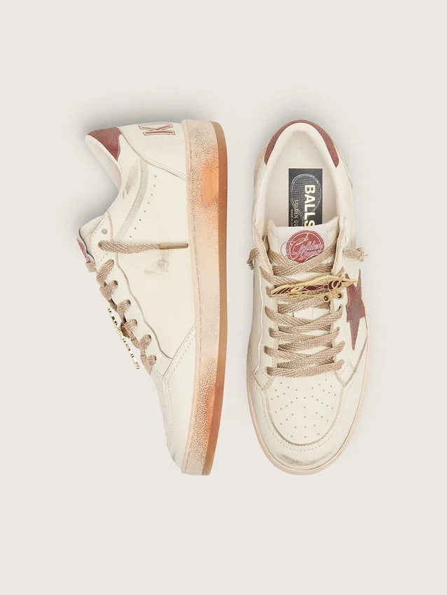 Zapatillas Ball Star para hombre en piel blanca con estrella y lengüeta del talón en piel color óxido