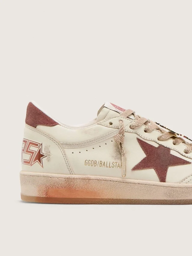 Zapatillas Ball Star para hombre en piel blanca con estrella y lengüeta del talón en piel color óxido