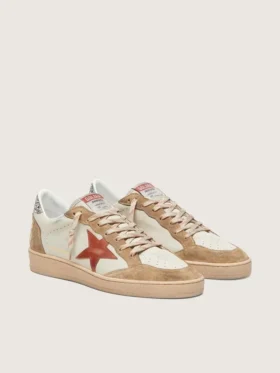 Zapatillas Ball Star para mujer en piel color crema con estrella de piel rojo ladrillo e inserciones de ante