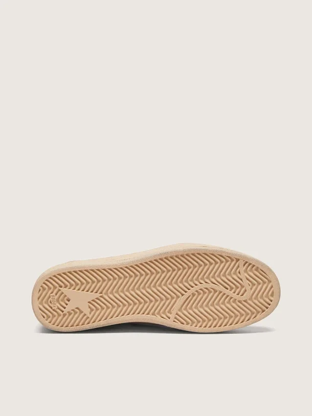 Zapatillas Ball Star para mujer en piel color crema con estrella de piel rojo ladrillo e inserciones de ante
