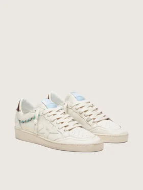 Zapatillas Ball Star para mujer en piel color crema con estrella y abalorios tono sobre tono