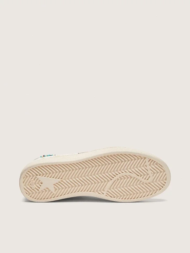 Zapatillas Ball Star para mujer en piel color crema con estrella y abalorios tono sobre tono