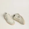 Zapatillas Ball Star para mujer en piel con estrella de ante platino y bordado floral multicolor