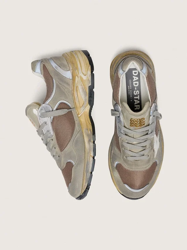 Zapatillas «Dad-Star» para hombre en ante gris paloma y malla plateada, con estrella de piel blanca y lengüeta del talón de ante