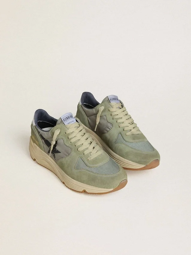 Zapatillas de hombre con Running Sole en nailon y ante verde salvia con estrella negra estampada