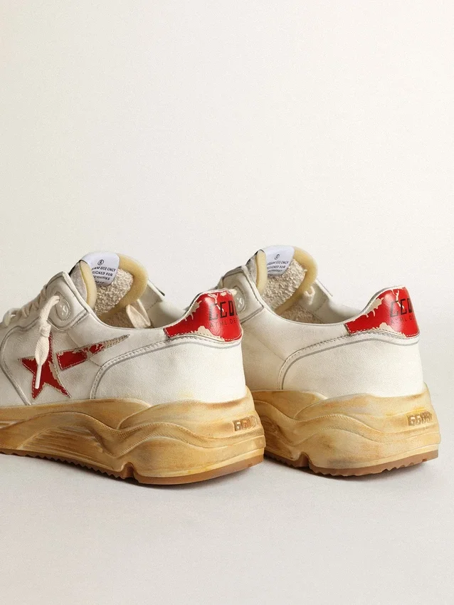 Zapatillas de hombre con Running Sole, estrella de piel y lengüeta en el talón con estampado rojo