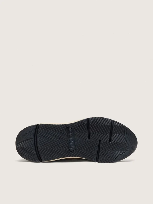 Zapatillas de mujer con Running Sole en nailon color crema y piel con estrella de piel verde