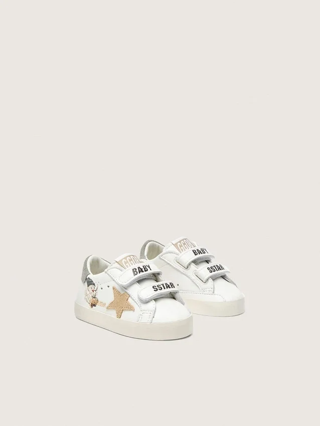 Zapatillas escolares para bebé en napa con estrella de ante beige y estampado de mascota