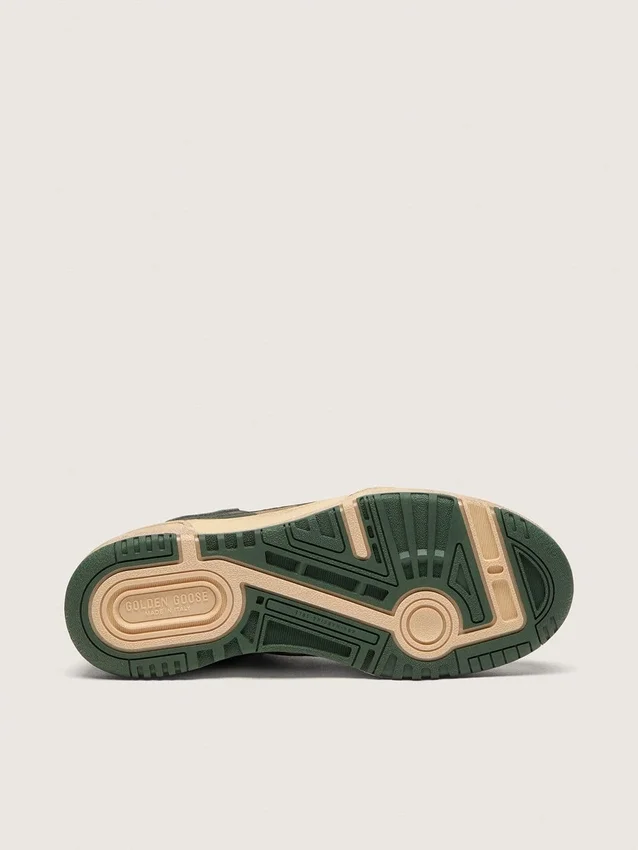 Zapatillas Forty2 para hombre en piel verde y nailon color crema con estrella de TPU y lengüeta del talón de piel plateada