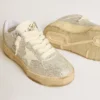 Zapatillas Forty2 para mujer en piel blanca y cristales Swarovski con estrella blanca