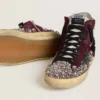 Zapatillas Francy LAB para mujer en ante burdeos con estrella de piel negra brillante y pedrería