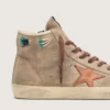 Zapatillas Francy para hombre en ante beige con estrella de piel marrón y abalorios de colores