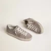 Zapatillas Hi Star para mujer en ante beige con estrella de piel laminada y lengüeta del tacón con purpurina