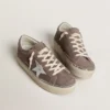 Zapatillas Hi Star para mujer en ante con estrella de piel plateada y lengüeta del talón de piel