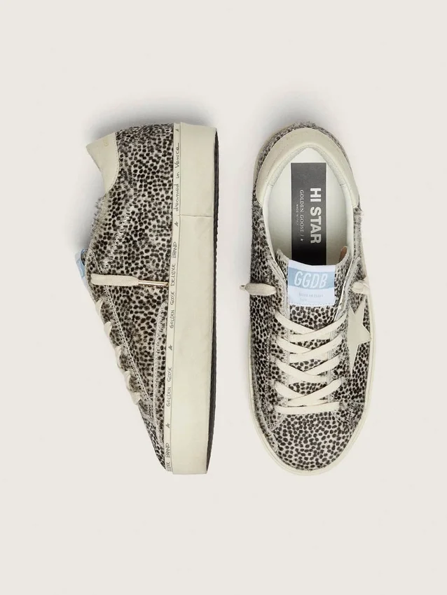 Zapatillas Hi Star para mujer en piel de potro en blanco y negro con estrella de cuero blanco
