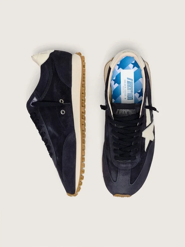 Zapatillas Marathon para hombre en ante azul marino con estrella y lengüeta del talón de piel blanca