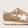 Zapatillas Marathon para hombre en ante color tabaco con estrella blanca
