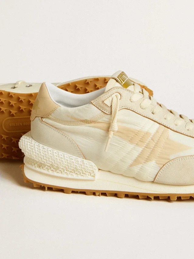 Zapatillas Marathon para hombre en nailon beige y piel gris con estrella estampada en beige