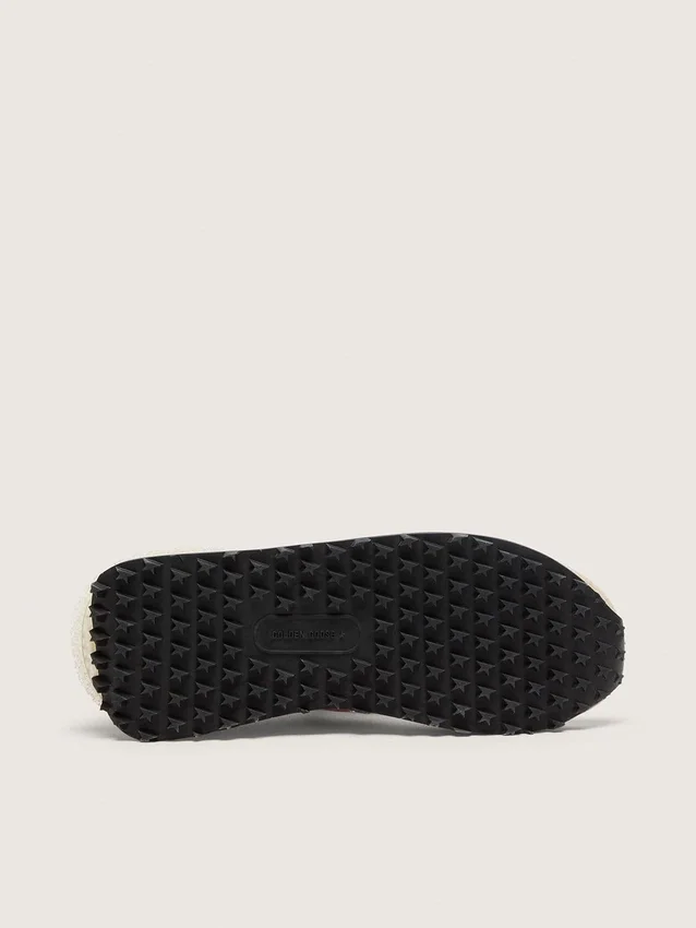 Marathon para mujer en nailon rosa y ante beige con estrella estampada en negro