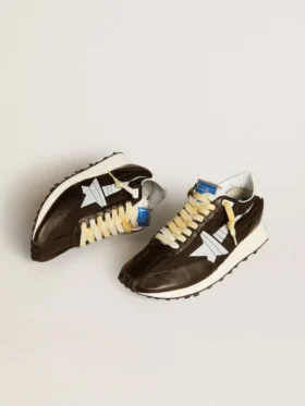 Zapatillas Marathon para mujer con parte superior de nailon negro y estrella blanca