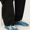 Zapatillas Marathon Speed para hombre en napa azul con estrella estampada y lengüeta del talón de piel plateada