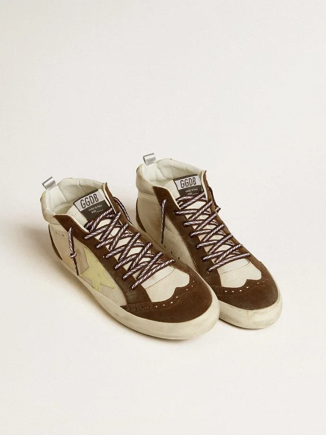 Zapatillas Mid Star para hombre en beige brillante con estrella de ante amarillo y detalle de algodón