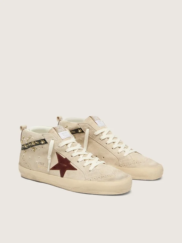Zapatillas Mid Star para mujer en ante color perla con estrella de piel burdeos e inserciones de perlas y bordados