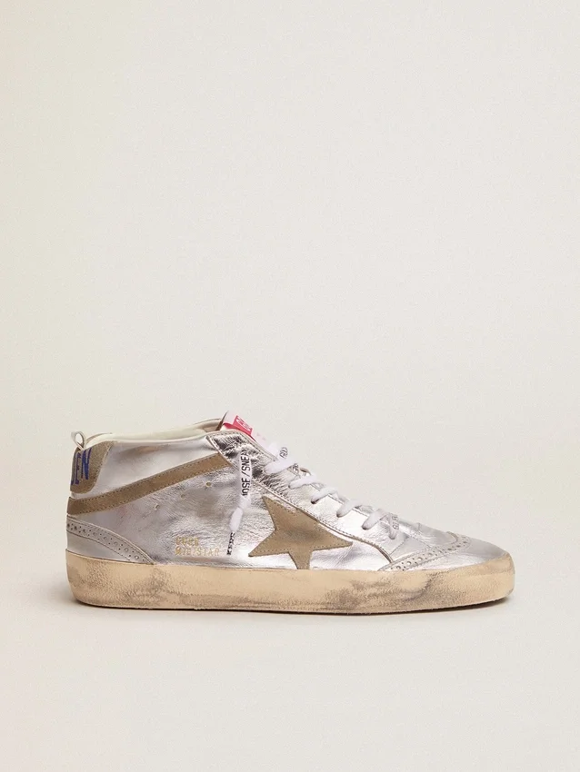 Zapatillas Mid Star para mujer en piel laminada plateada con estrella en gris paloma