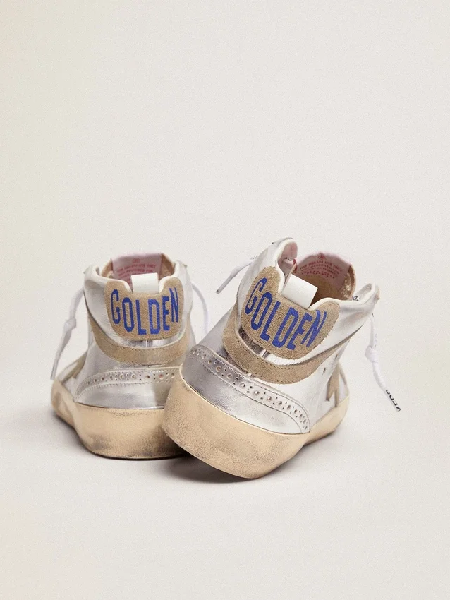 Zapatillas Mid Star para mujer en piel laminada plateada con estrella en gris paloma