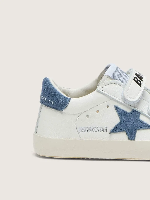 Zapatillas «Old School» para bebé en piel blanca con estrella de ante azul vaquero