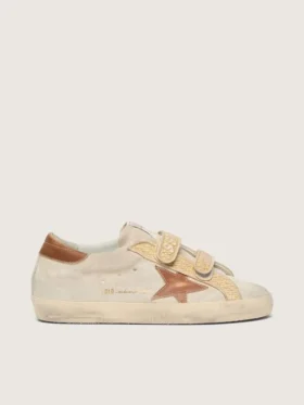 Zapatillas Old School para mujer en ante color perla con estrella de cuero rojo ladrillo y tira de rafia