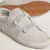 Zapatillas Old School para mujer en ante gris claro con una estrella de piel con microbrillo