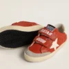 Zapatillas «Old School» para niños en napa naranja con estrella blanca y lengüeta del talón de cuero color crema