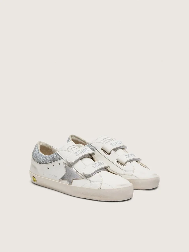Zapatillas «Old School» para niños en piel blanca con estrella de piel plateada metalizada e inserciones de cristales plateados