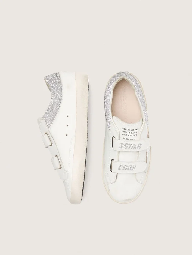 Zapatillas «Old School» para niños en piel blanca con estrella de piel plateada metalizada e inserciones de cristales plateados